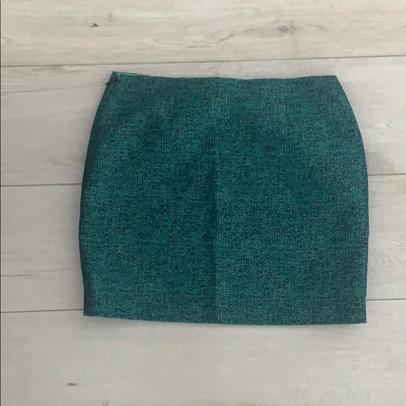 Elie Tahari Mini Skirt - Picture 3 of 3